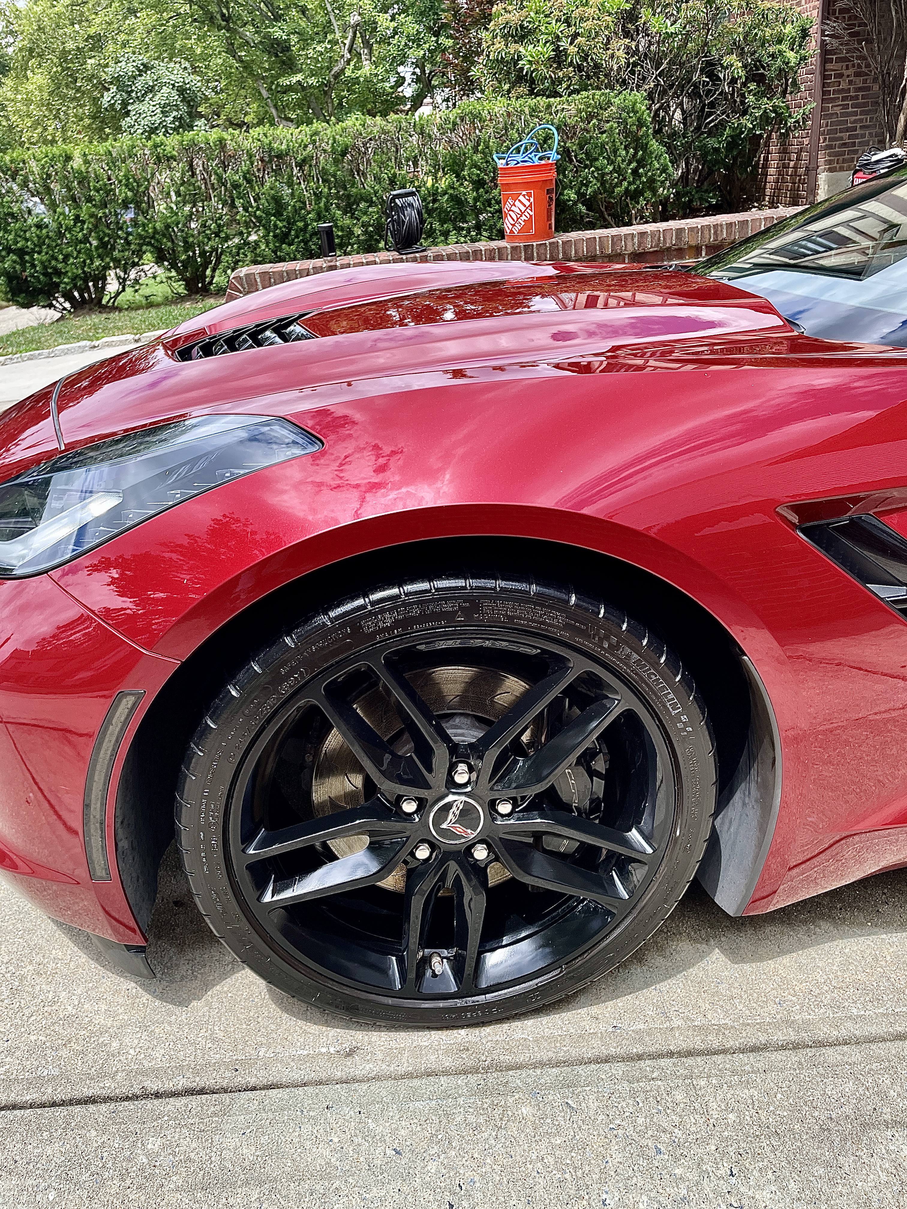 Corvette Stingray wheel detail mirror finish