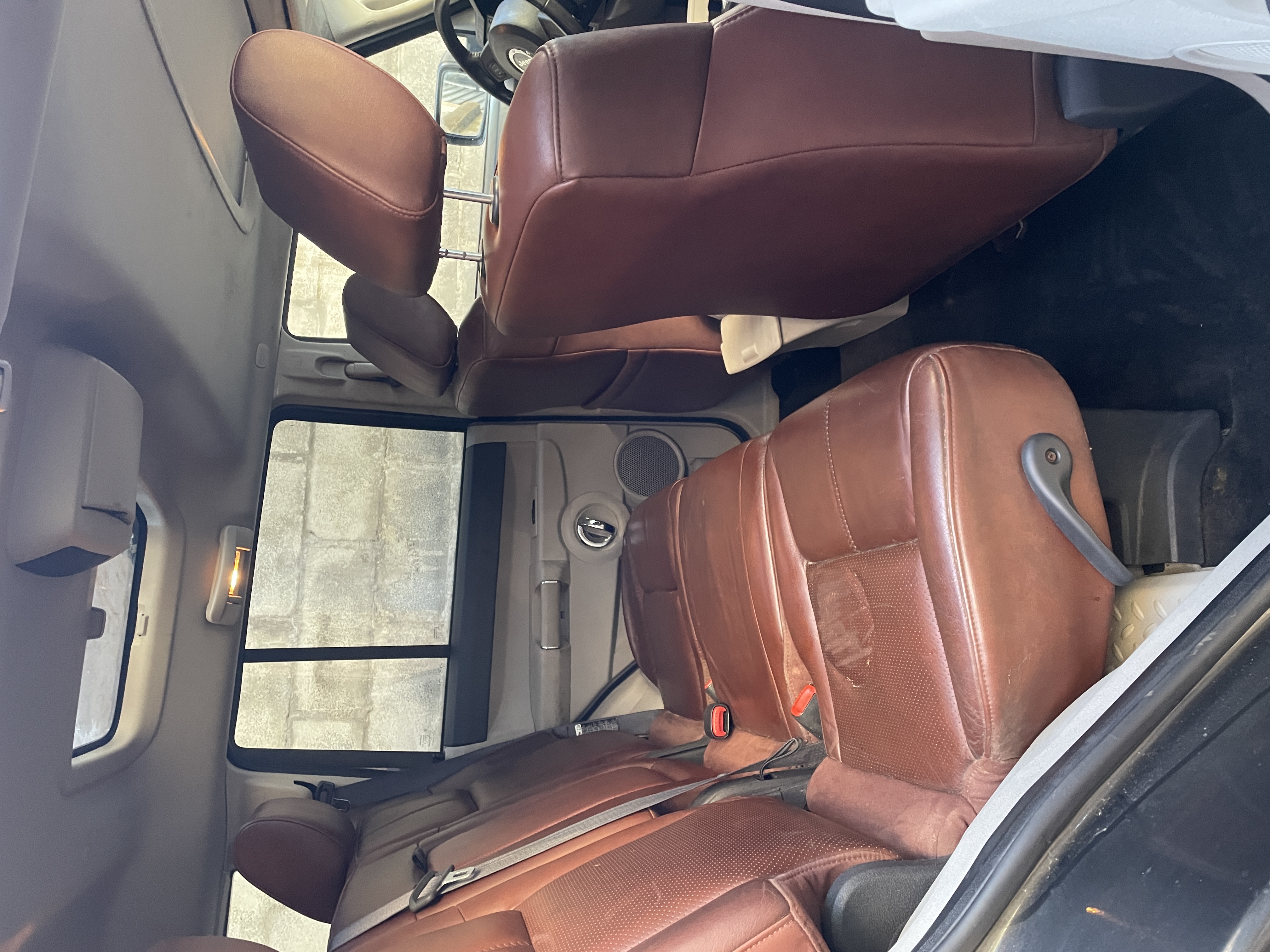 Clean Jeep Commander backseats after interior detail